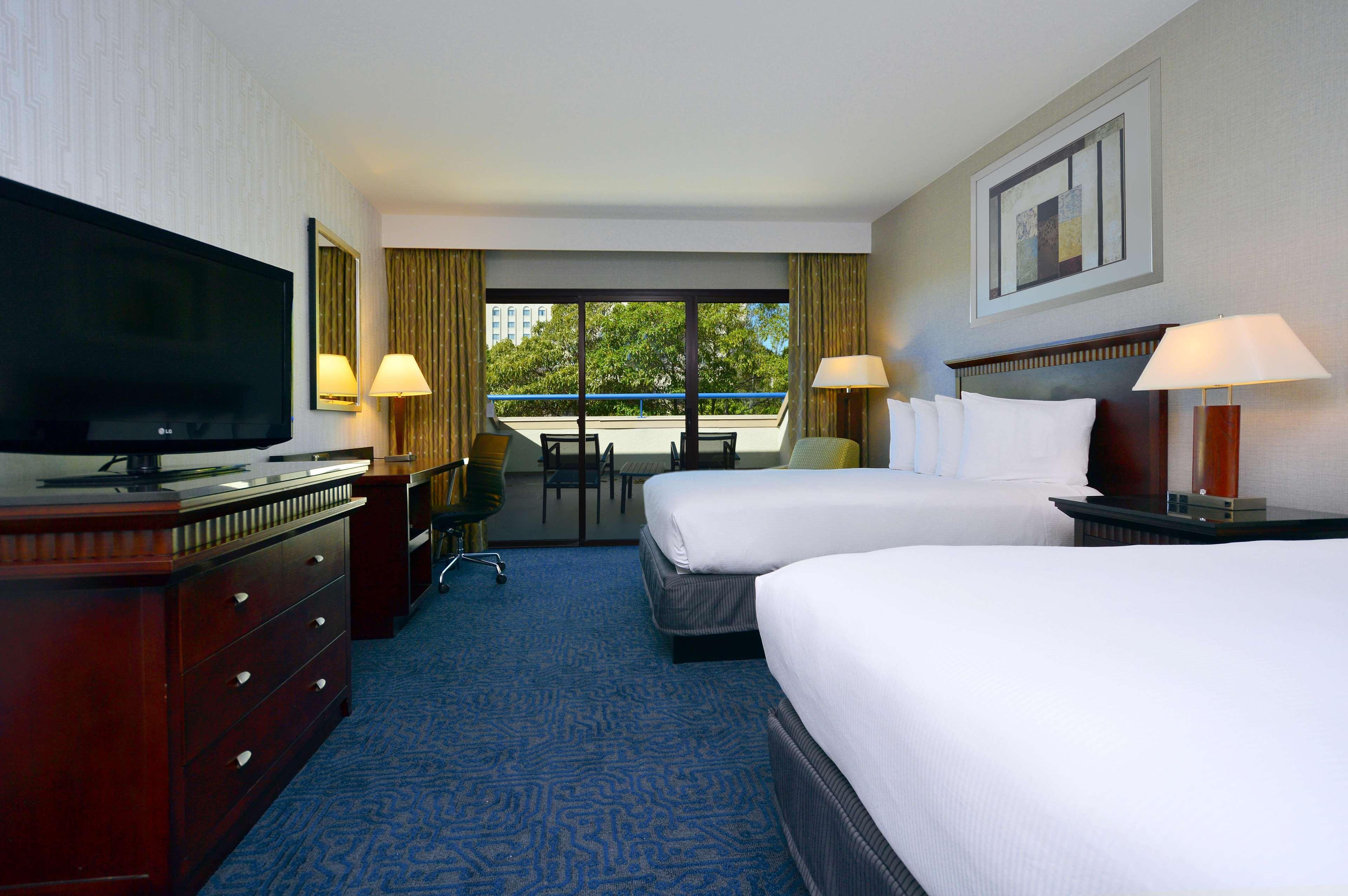 Hotel Doubletree By Hilton Newark-Fremont Zewnętrze zdjęcie
