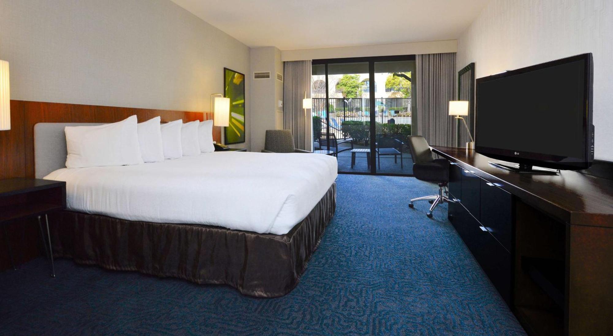 Hotel Doubletree By Hilton Newark-Fremont Zewnętrze zdjęcie