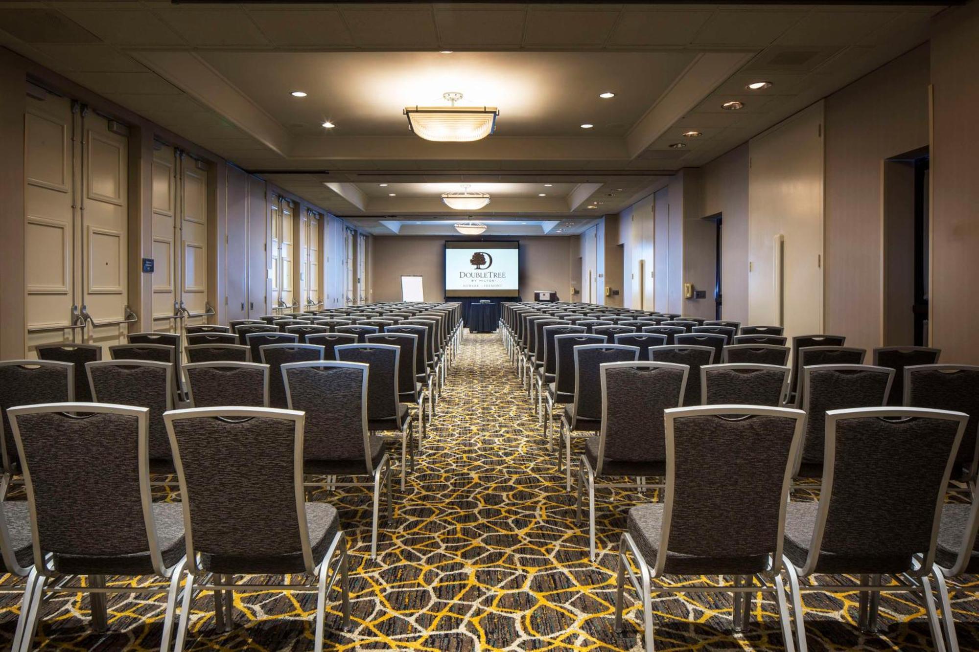 Hotel Doubletree By Hilton Newark-Fremont Zewnętrze zdjęcie