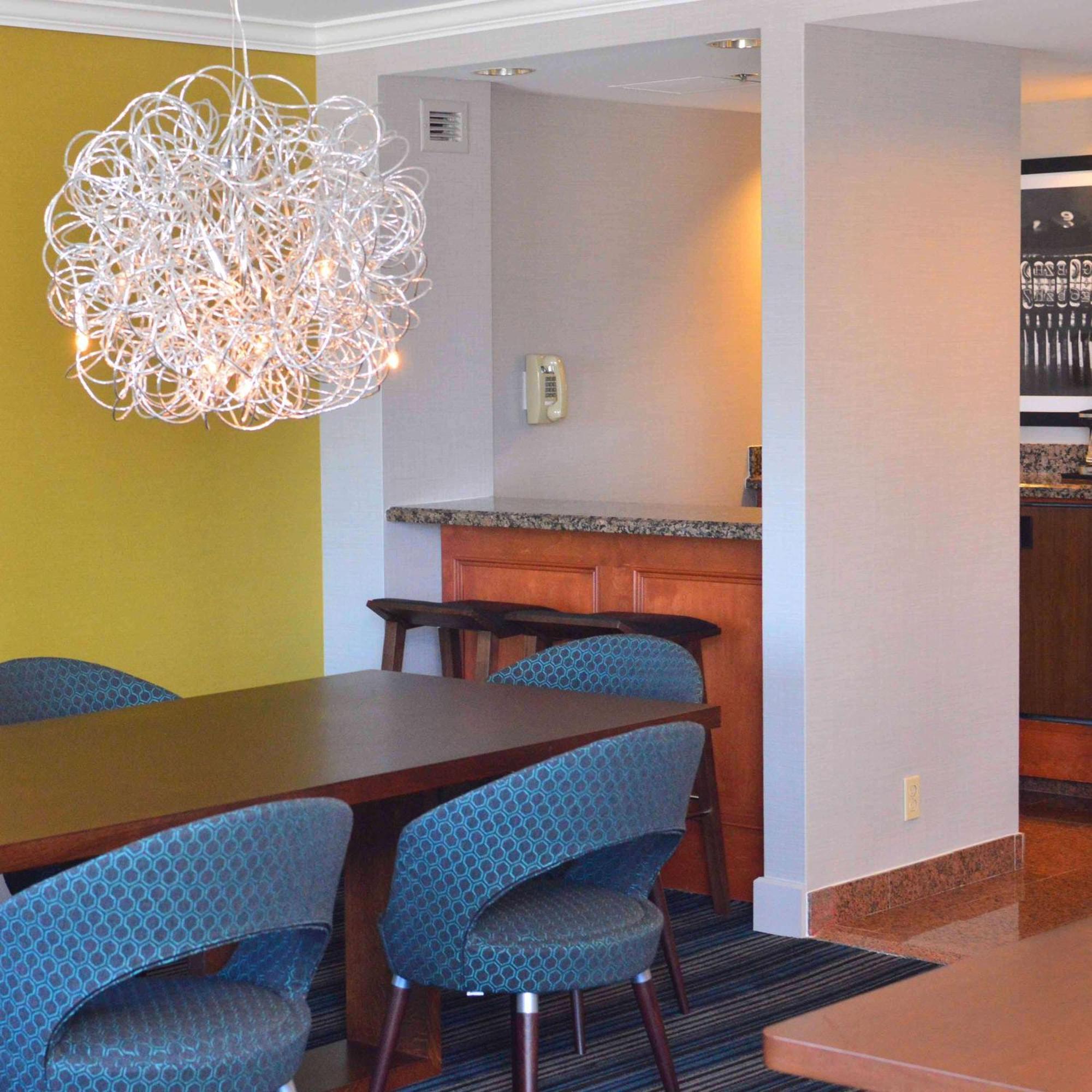 Hotel Doubletree By Hilton Newark-Fremont Zewnętrze zdjęcie