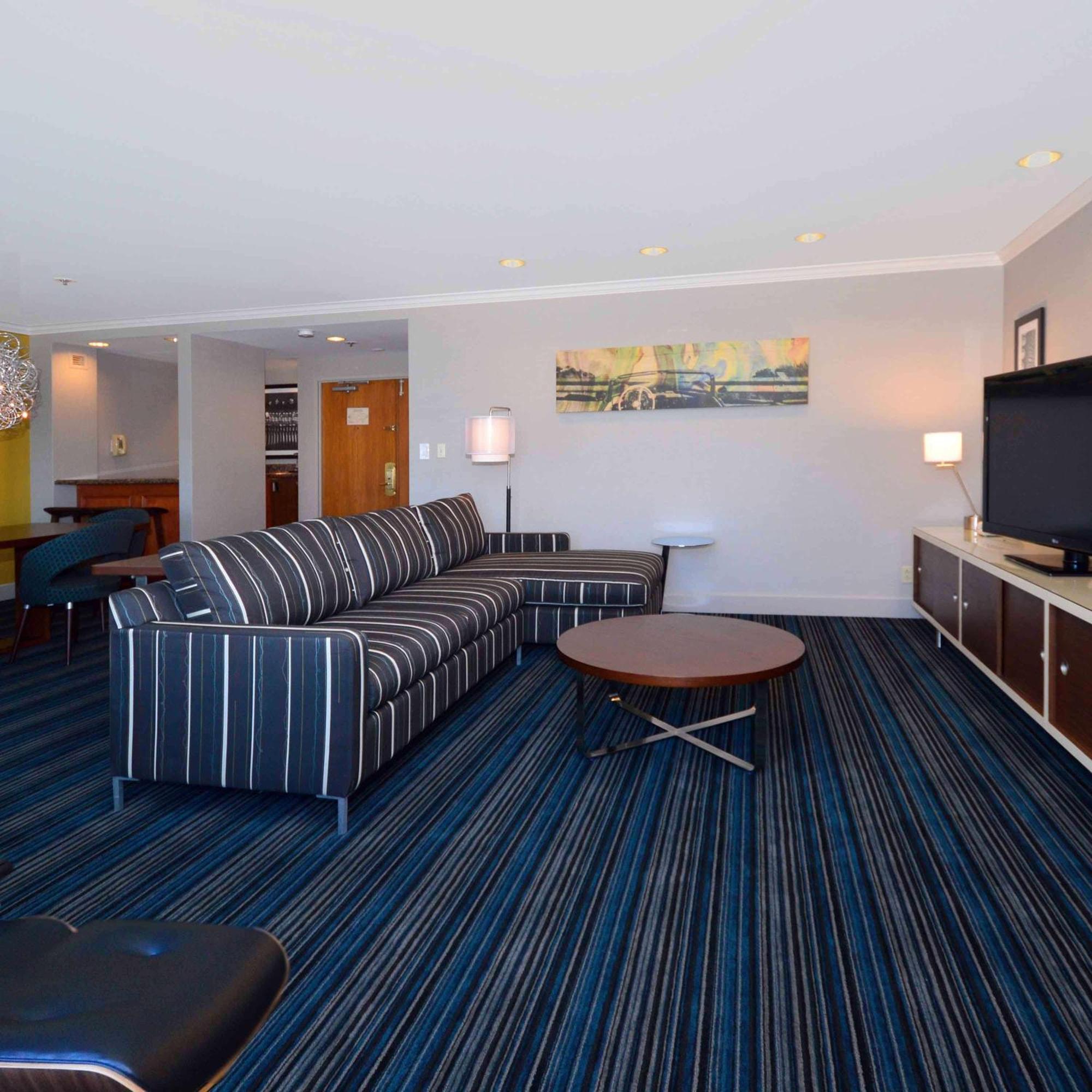 Hotel Doubletree By Hilton Newark-Fremont Zewnętrze zdjęcie